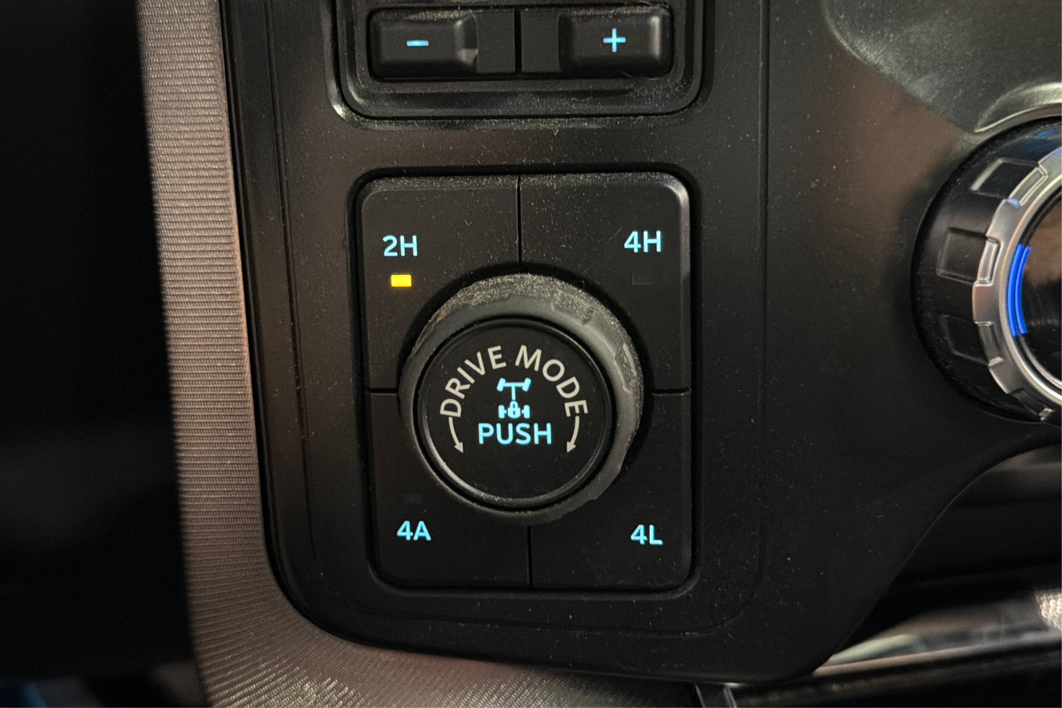 Used 2022 Ford F150 Platinum w/ Max Trailer Tow Package AWD/4WD image 33