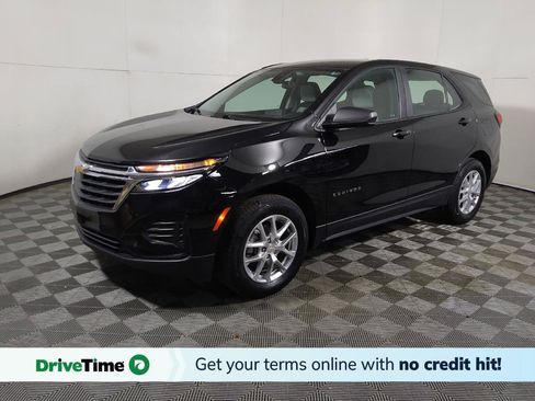 Used 2024 Chevrolet Equinox LS w/ Driver Confidence II Package AWD/4WD image 1