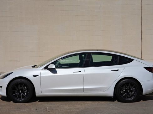 Used 2021 Tesla Model 3 Standard Range Plus RWD image 49