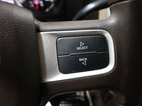 Used 2011 RAM 1500 Classic SLT image 30