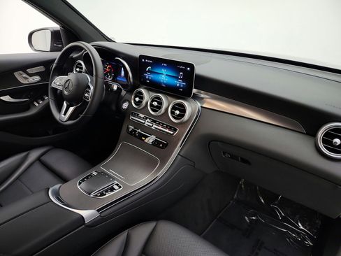 Certified 2022 Mercedes-Benz GLC 300 image 18
