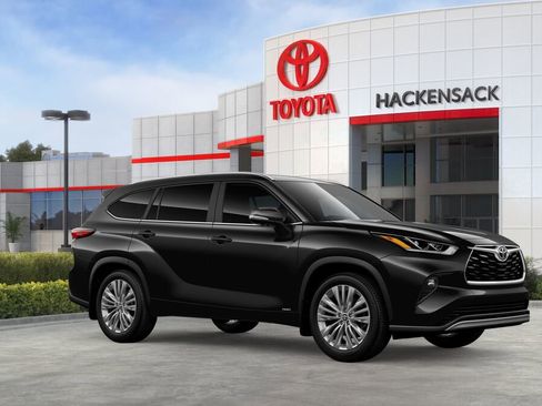 New 2026 Toyota Highlander Platinum image 14