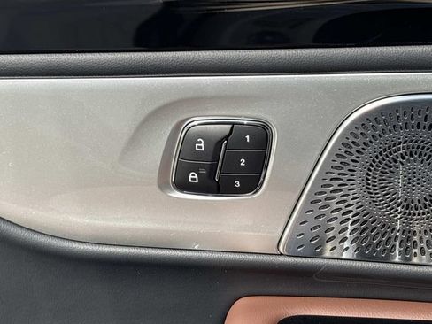 New 2026 Lincoln Nautilus Reserve AWD/4WD image 19