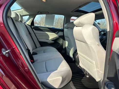 Used 2020 Honda Accord EX image 20