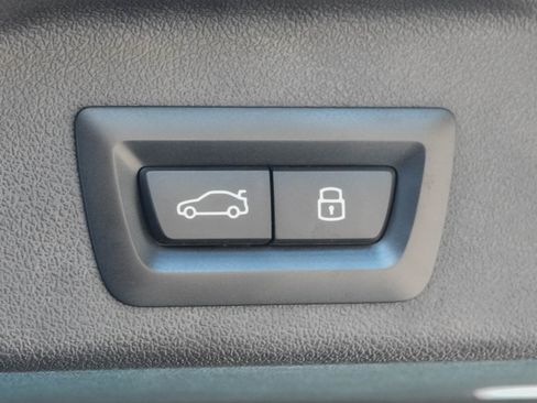 Used 2024 BMW X5 M60i AWD/4WD image 38
