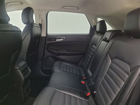 Used 2015 Ford Edge SEL w/ Equipment Group 201A image 18