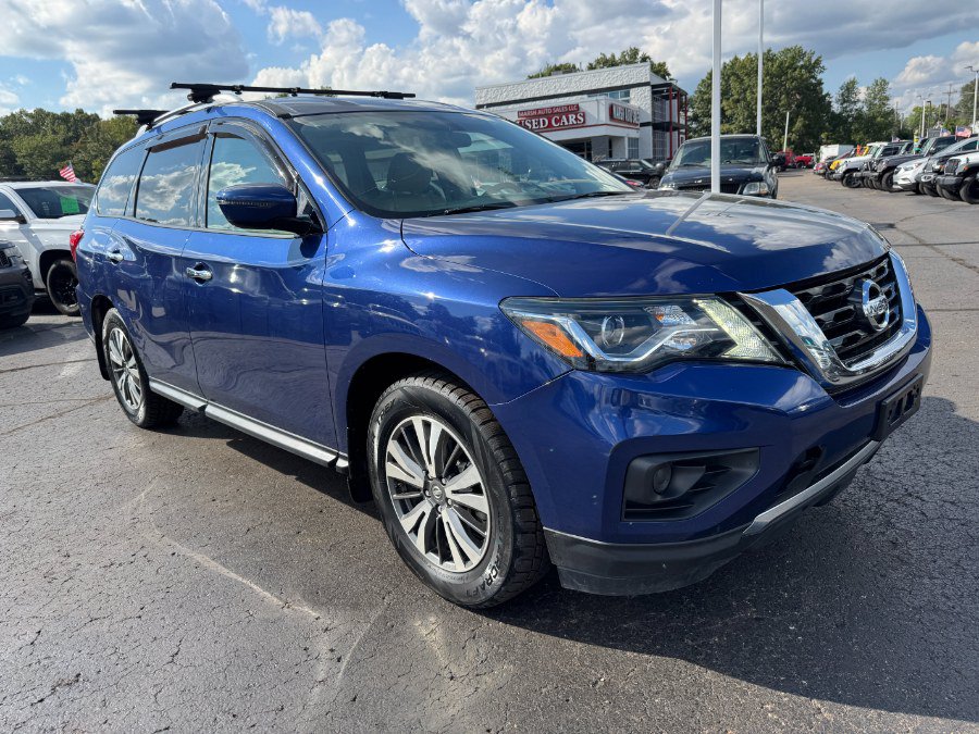 Used 2017 Nissan Pathfinder S AWD/4WD image 7