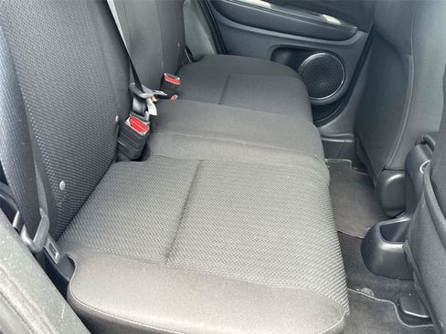 Used 2018 Honda HR-V EX image 17