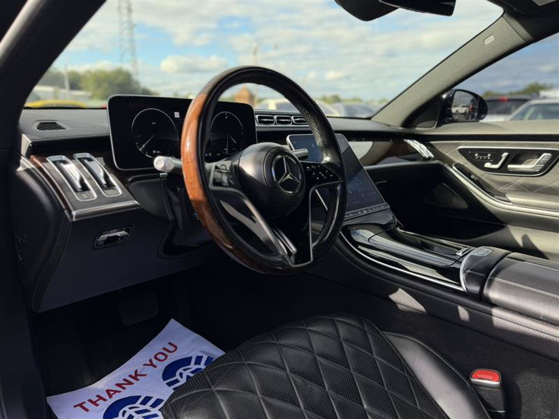Used 2022 Mercedes-Benz S 580 4MATIC Sedan w/ Rear Seat Package image 20