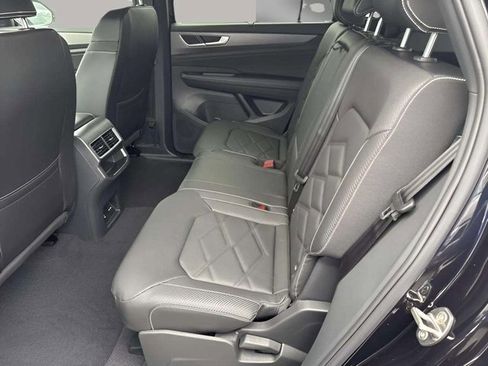 New 2026 Volkswagen Atlas Cross Sport SE image 7