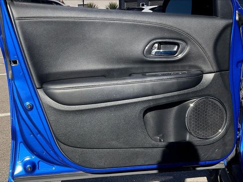 Used 2022 Honda HR-V EX-L image 21