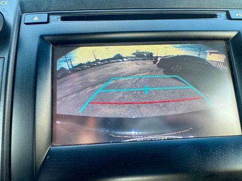 Used 2016 Toyota Camry SE FWD image 17