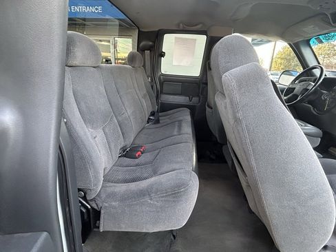 Used 2005 Chevrolet Silverado 1500 LS image 9