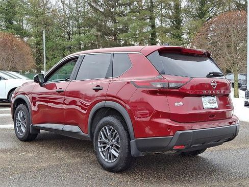 Certified 2025 Nissan Rogue S image 6