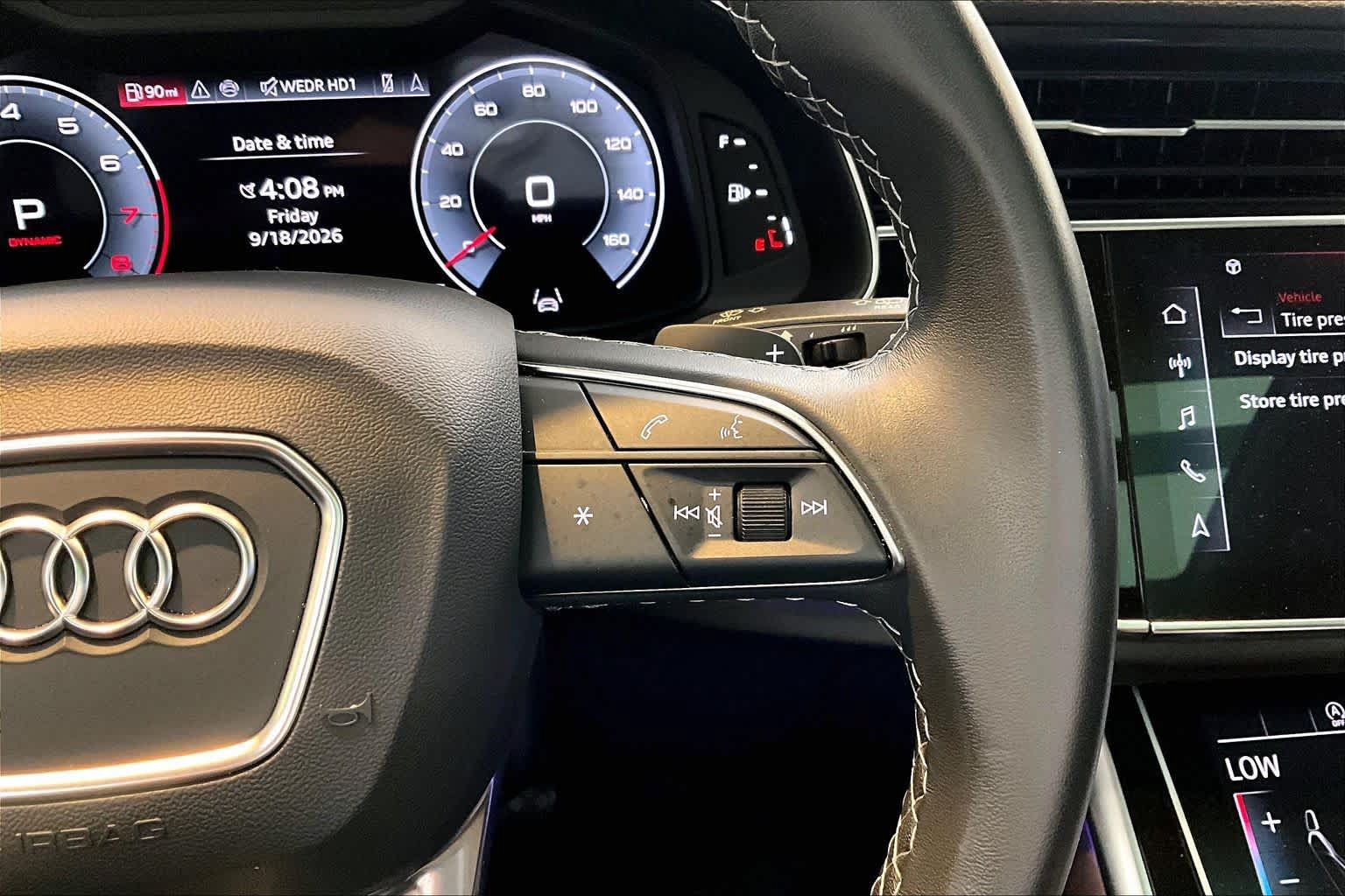 Used 2023 Audi Q8 Premium Plus AWD/4WD image 24
