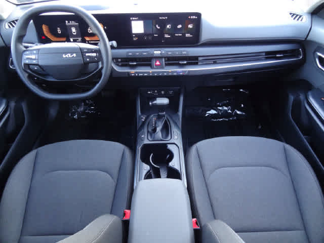 Used 2025 Kia K4 FWD image 11