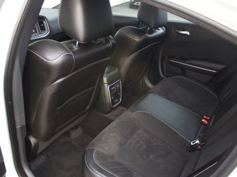 Used 2018 Dodge Charger SRT w/ Harman/Kardon Audio Group image 24