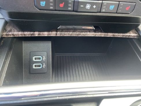 Used 2017 Ford F250 Lariat w/ Lariat Value Package image 49