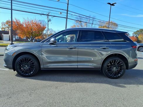 Certified 2022 Lincoln Corsair Reserve w/ Equipment Group 201A image 4