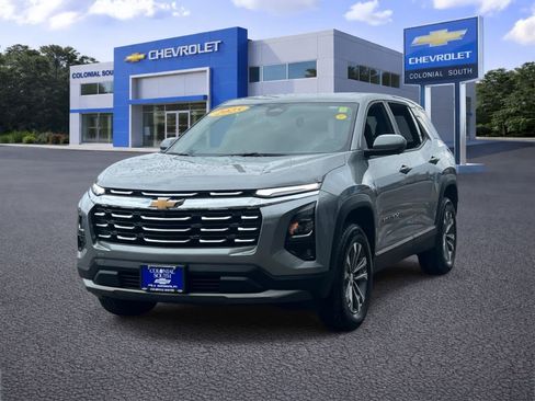 Certified 2025 Chevrolet Equinox LT w/ Safety and Technology Package AWD/4WD image 2