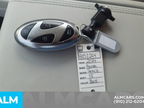 Used 2024 Hyundai Santa Fe SE AWD/4WD image 17