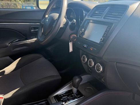 Used 2019 Mitsubishi Outlander Sport ES FWD image 7