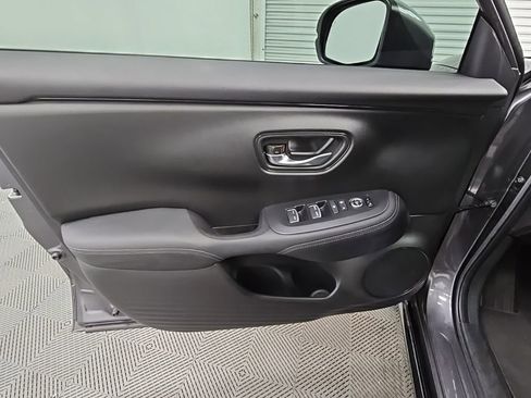 Used 2023 Honda HR-V EX-L image 29