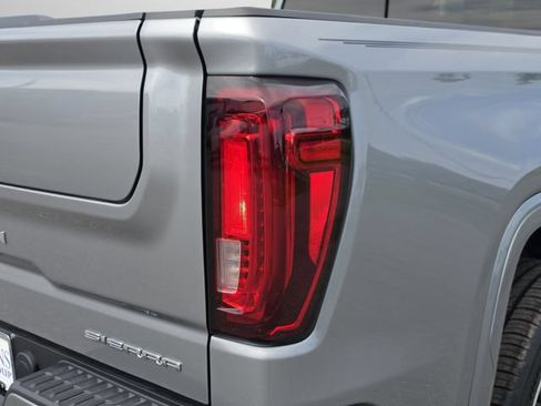 Used 2024 GMC Sierra 1500 Denali AWD/4WD image 46