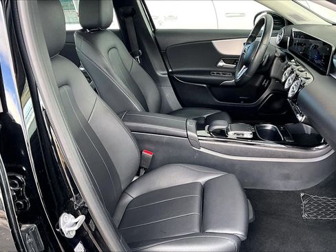 Used 2019 Mercedes-Benz A 220 4MATIC image 8