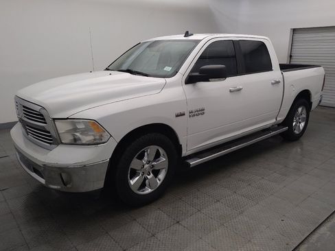 Used 2016 RAM 1500 Big Horn RWD image 2
