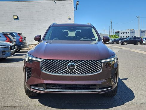 New 2026 Volvo XC90 B5 Core w/ Protection Package Premier AWD/4WD image 2