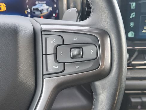 Used 2023 Chevrolet Silverado 1500 ZR2 w/ Technology Package image 19