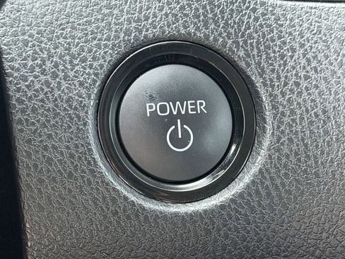 Used 2025 Toyota Camry LE FWD image 22