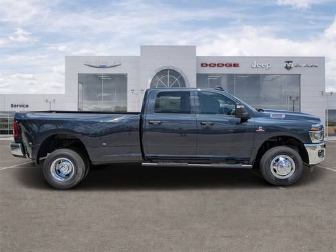 New 2026 RAM 3500 Tradesman AWD/4WD image 2