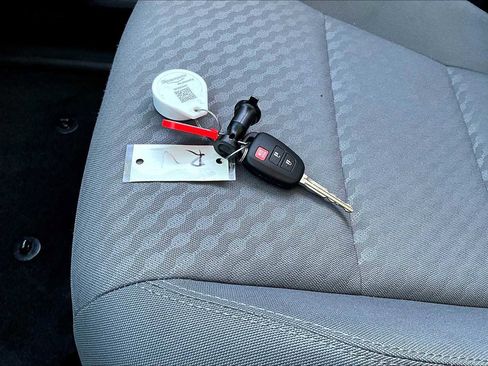 Used 2023 Toyota Tacoma SR image 13