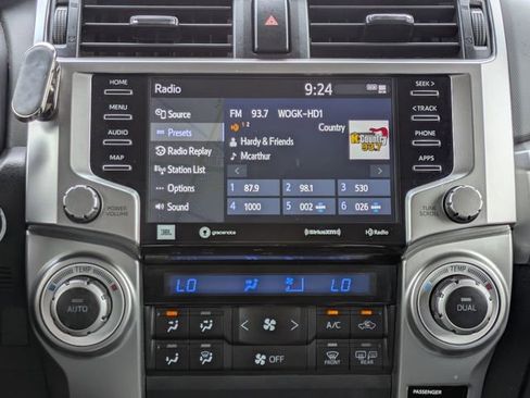 Used 2022 Toyota 4Runner Limited AWD/4WD image 18