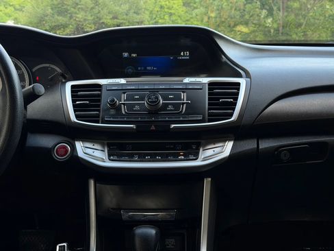 Used 2014 Honda Accord EX image 24
