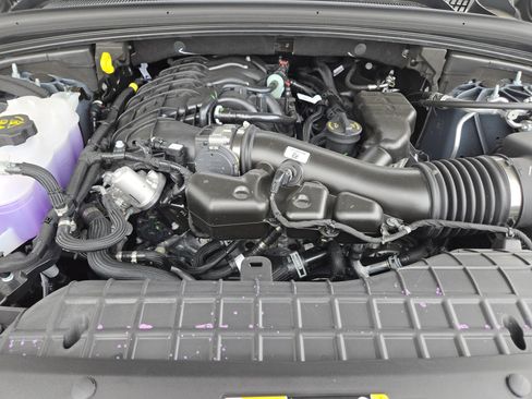 New 2025 Jeep Grand Cherokee L Limited w/ Black Appearance Package image 23