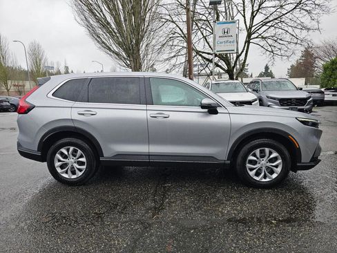 Certified 2025 Honda CR-V LX image 8