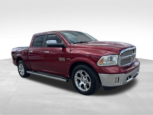 Used 2014 RAM 1500 Laramie w/ Convenience Group image 2