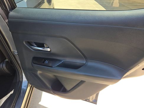Certified 2026 Nissan Kicks SR FWD image 25