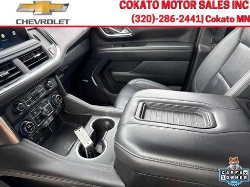 Used 2024 Chevrolet Suburban LT AWD/4WD image 21