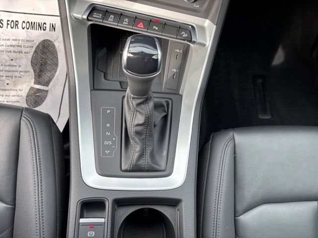Used 2024 Audi Q3 2.0T Premium w/ Convenience Package AWD/4WD image 21
