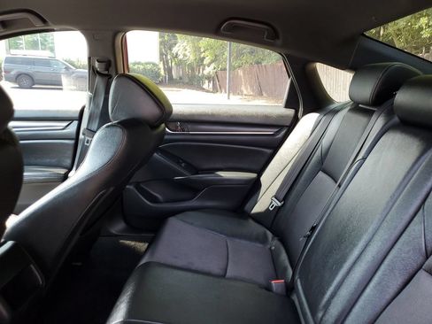 Used 2020 Honda Accord Sport image 13