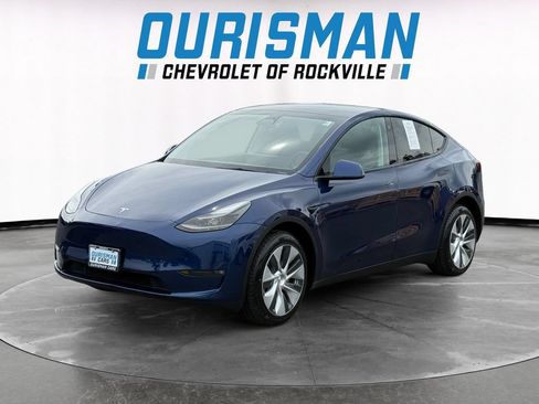 Used 2023 Tesla Model Y Long Range AWD/4WD image 2