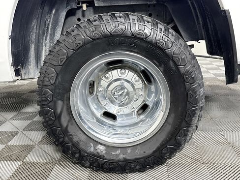 Used 2019 RAM 3500 Tradesman image 35