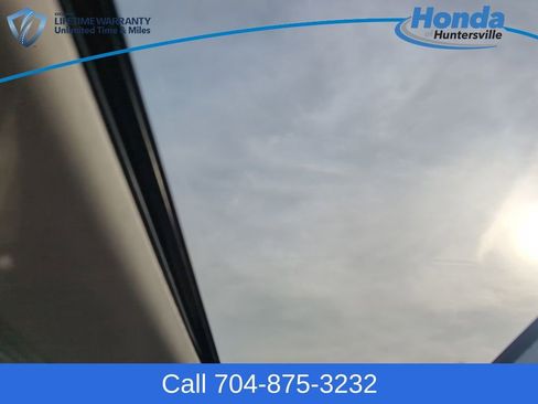 Used 2023 Honda Civic Touring image 31