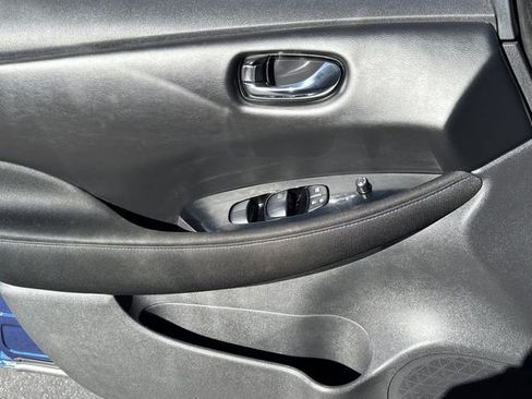 Certified 2024 Nissan Leaf SV Plus image 7
