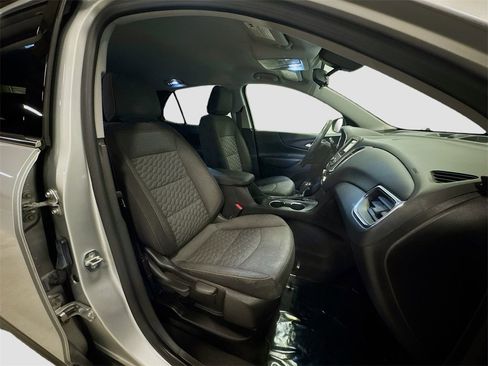Used 2019 Chevrolet Equinox LT image 33