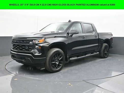 New 2026 Chevrolet Silverado 1500 Custom w/ LPO, Dark Essentials Package image 7